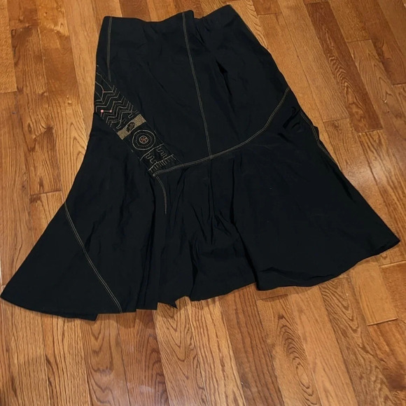 Atika vintage style Embroidered asymmetrical A line Skirt  Sz M/L - Picture 4 of 13